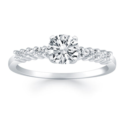 Anillo de compromiso de oro blanco de 14k con diamantes de acento de garra compartida