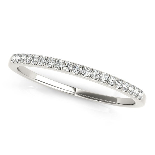 Anillo de boda de oro blanco de 14k con diamantes engastados en pavé festoneado (1/8 quilates de peso total)