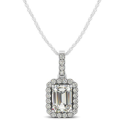 Colgante de halo con diamante central esmeralda en oro blanco de 14k (1 1/5 quilates en total)