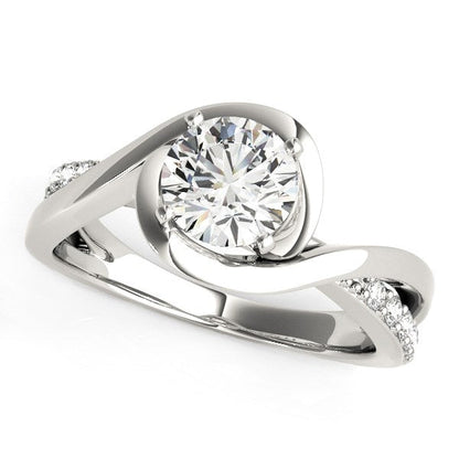 Anillo de compromiso de oro blanco de 14k con diamantes redondos y banda dividida (1 1/8 cttw)