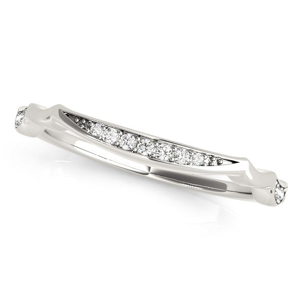 Alianza de boda de oro blanco de 14k con diamantes de estilo gradual único (1/10 ct. peso total)