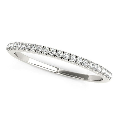 Anillo de boda de diamantes (0,12 ct. de peso total) de oro blanco de 14k con engaste estilo festoneado