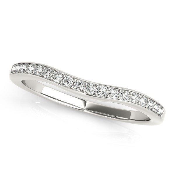 Anillo de boda curvo con diamantes de canal de oro blanco de 14 quilates (1/4 quilates en total)