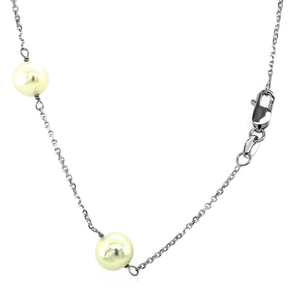 Collar de oro blanco de 14k con perlas blancas
