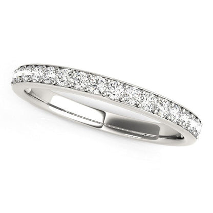 Anillo de boda de oro blanco de 14 quilates con diamantes engastados en garra (1/3 cttw)