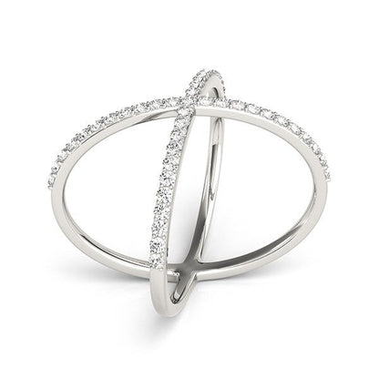 Anillo delgado en forma de X de oro blanco de 14k con diamantes (1/2 qt)