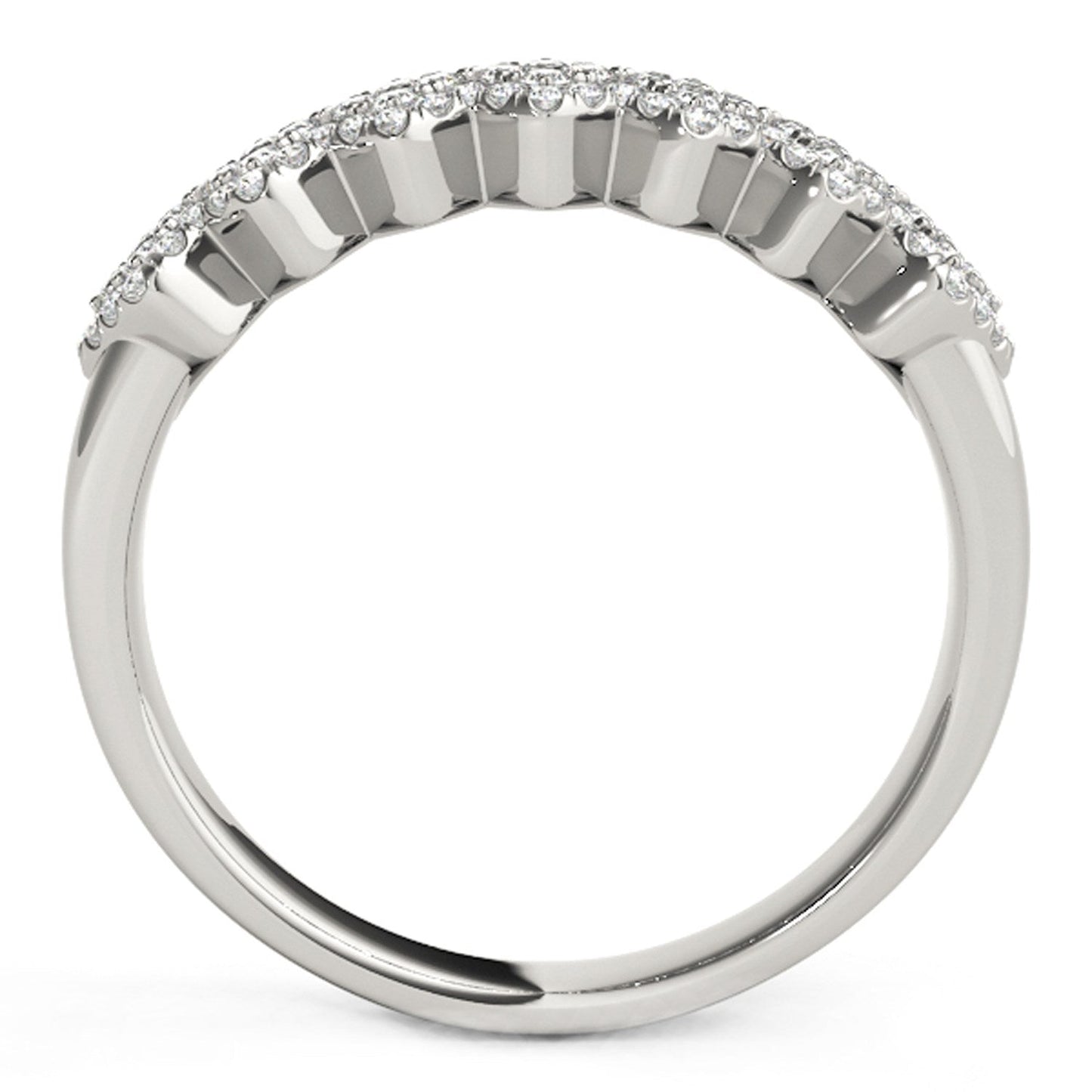 Anillo ancho con patrón multidiaogonal y diamantes en oro blanco de 14k (5/8 qt)