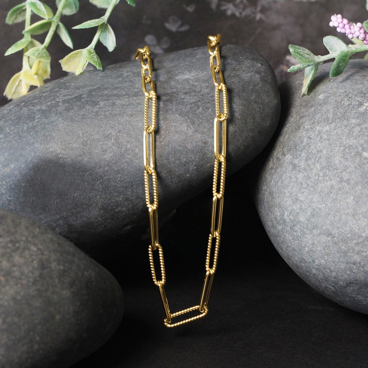 Cadena de eslabones ovalados texturizada de oro amarillo de 14k (3.5mm)