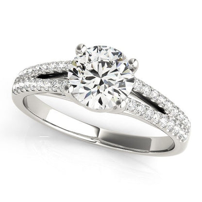 Anillo de compromiso con diamante redondo de oro blanco de 14k y brazo dividido (1 1/8 ct. p.t.)