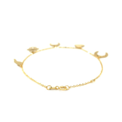 Pulsera de oro amarillo de 14k y 7 pulgadas con dijes pulidos
