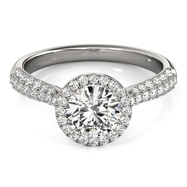 Anillo de compromiso con halo de diamantes en oro blanco de 14k y banda pavé (1 1/3 cttw)