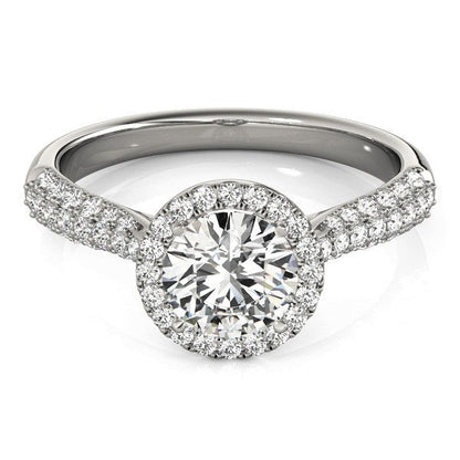 Anillo de compromiso con halo de diamantes en oro blanco de 14k y banda pavé (1 1/3 cttw)