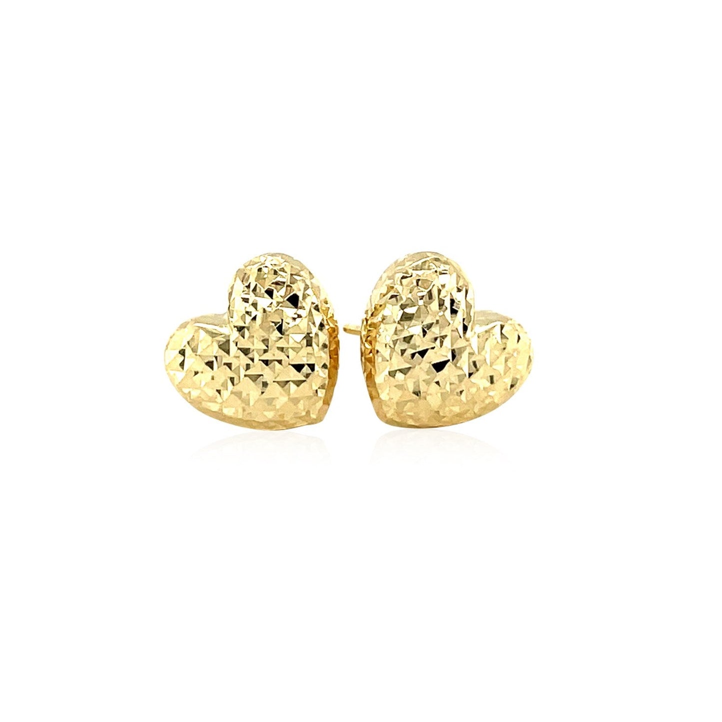 Pendientes de corazón abombados de oro amarillo de 14k con tallas de diamante