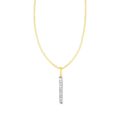 Colgante de barra de oro amarillo de 14k con diamantes