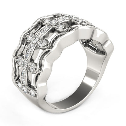 Anillo con motivo de trébol de cuatro hojas con diamantes en oro blanco de 14k (1/4 cttw)