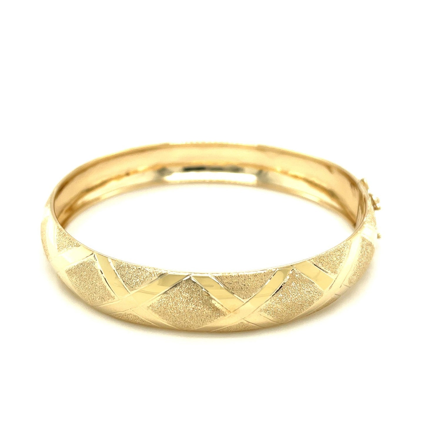 Pulsera de oro amarillo de 10k con diseño de diamante de doble textura