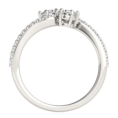 Anillo de oro blanco de 14k con banda curva y dos diamantes (3/4 quilates en total)