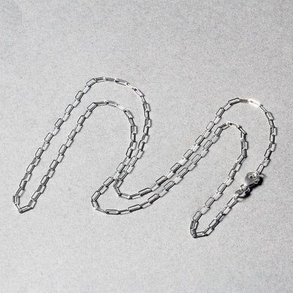 Cadena fina de oro blanco de 14K con diseño de clip (1.5mm)