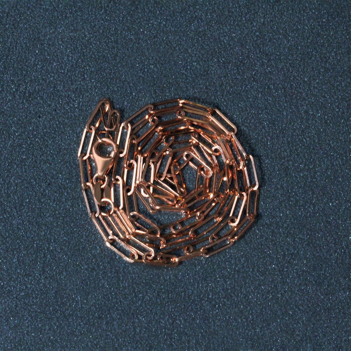 Cadena de eslabones ovalados delicada de oro rosa de 14K (2.1mm)
