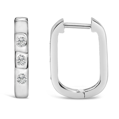 Pendientes de aro tipo Huggies Ovalados de Oro Blanco de 10K con Tres Piedras de Diamante Creado en Laboratorio de 1/10 Cttw