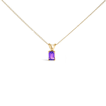 Collar con colgante solitario de amatista morada de 6x4 mm de talla esmeralda de oro blanco de 14 quilates