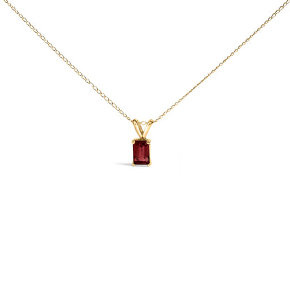 Collar con colgante solitario de amatista morada de 6x4 mm de talla esmeralda de oro blanco de 14 quilates