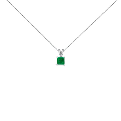 Collar con colgante solitario de amatista morada de oro blanco de 14 quilates con forma cuadrada de 5x5 mm