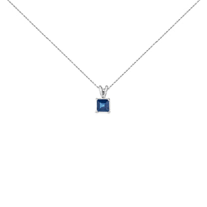 Collar con colgante solitario de amatista morada de oro blanco de 14 quilates con forma cuadrada de 5x5 mm