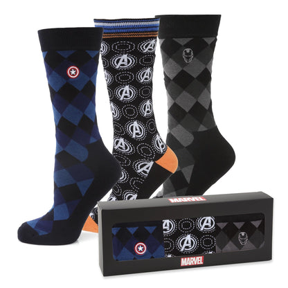 Paquete de 3 calcetines Marvel Argyle y set de regalo con pin de solapa