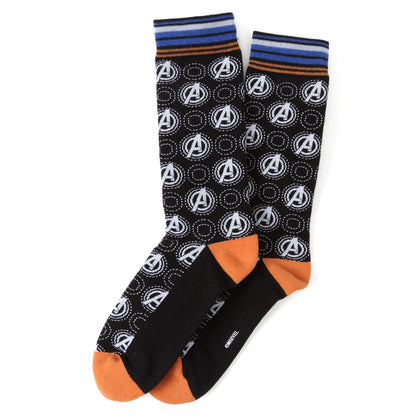 Paquete de 3 calcetines Marvel Argyle y set de regalo con pin de solapa
