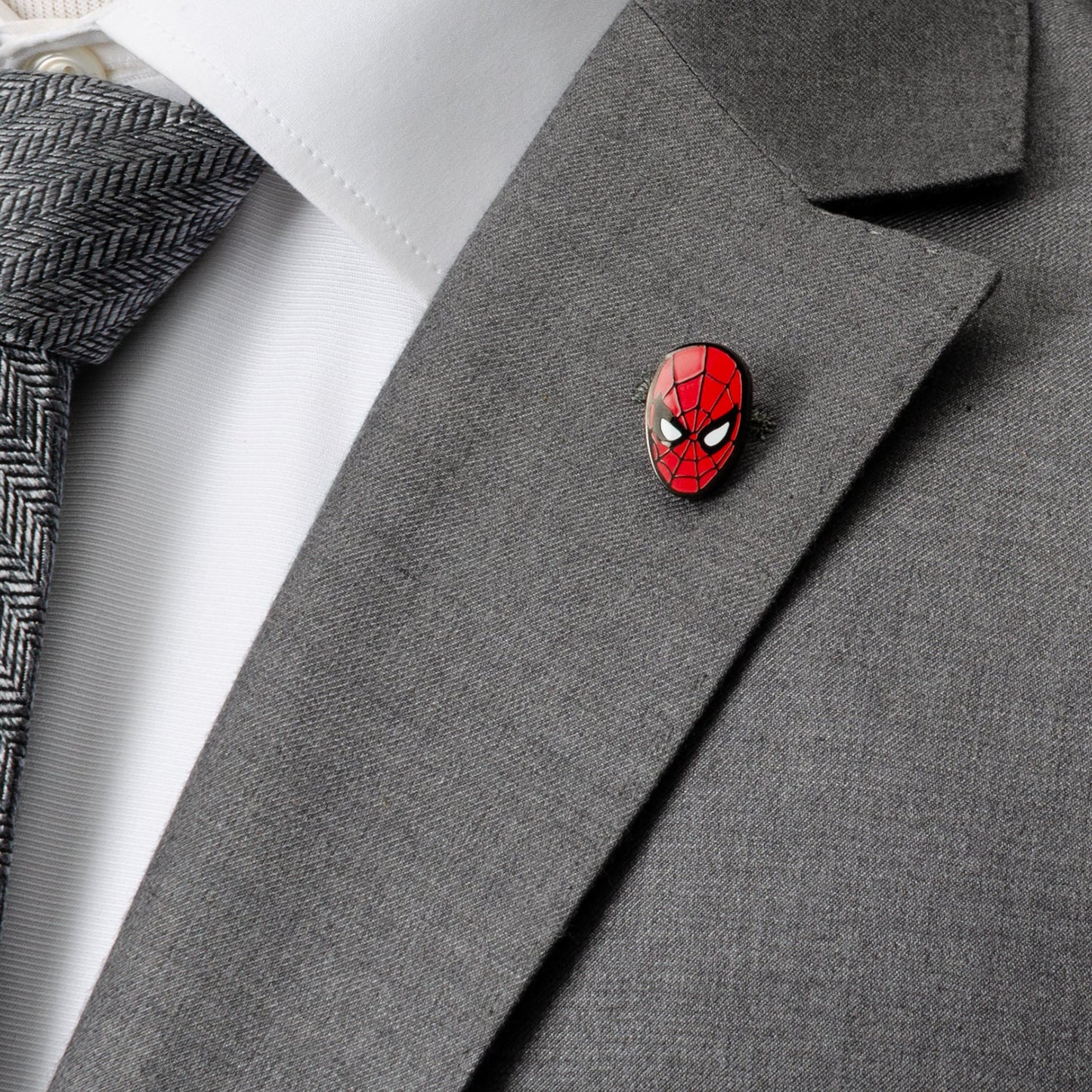 Set de regalo de 3 pares de calcetines y pin de solapa de Marvel Spider-Man