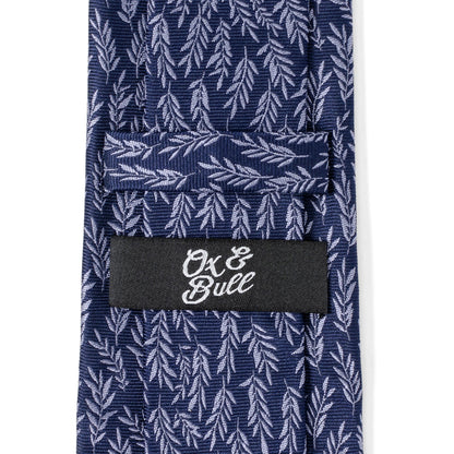 Corbata de hombre con diseño de hojas azules