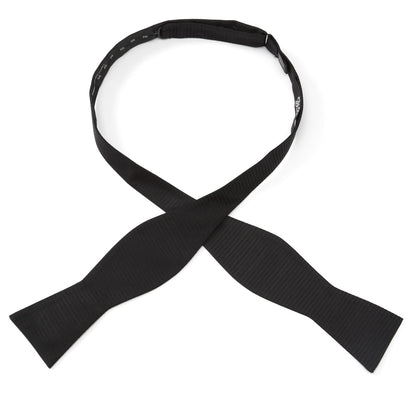 Corbata de moño de seda formal negra a rayas diplomáticas