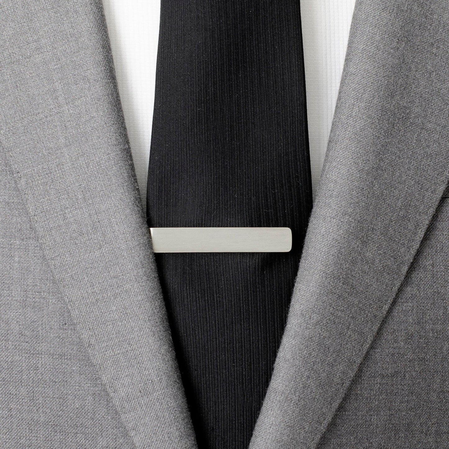 Barra para corbata con mensaje oculto "Te amo"
