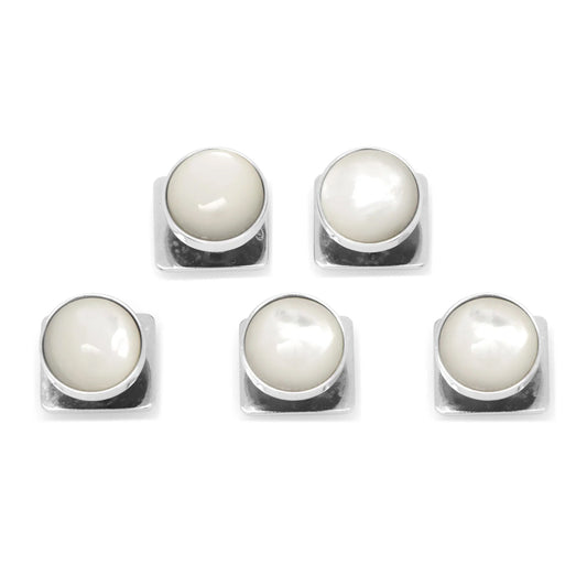 Pendientes de cinco tachuelas de plata y nácar