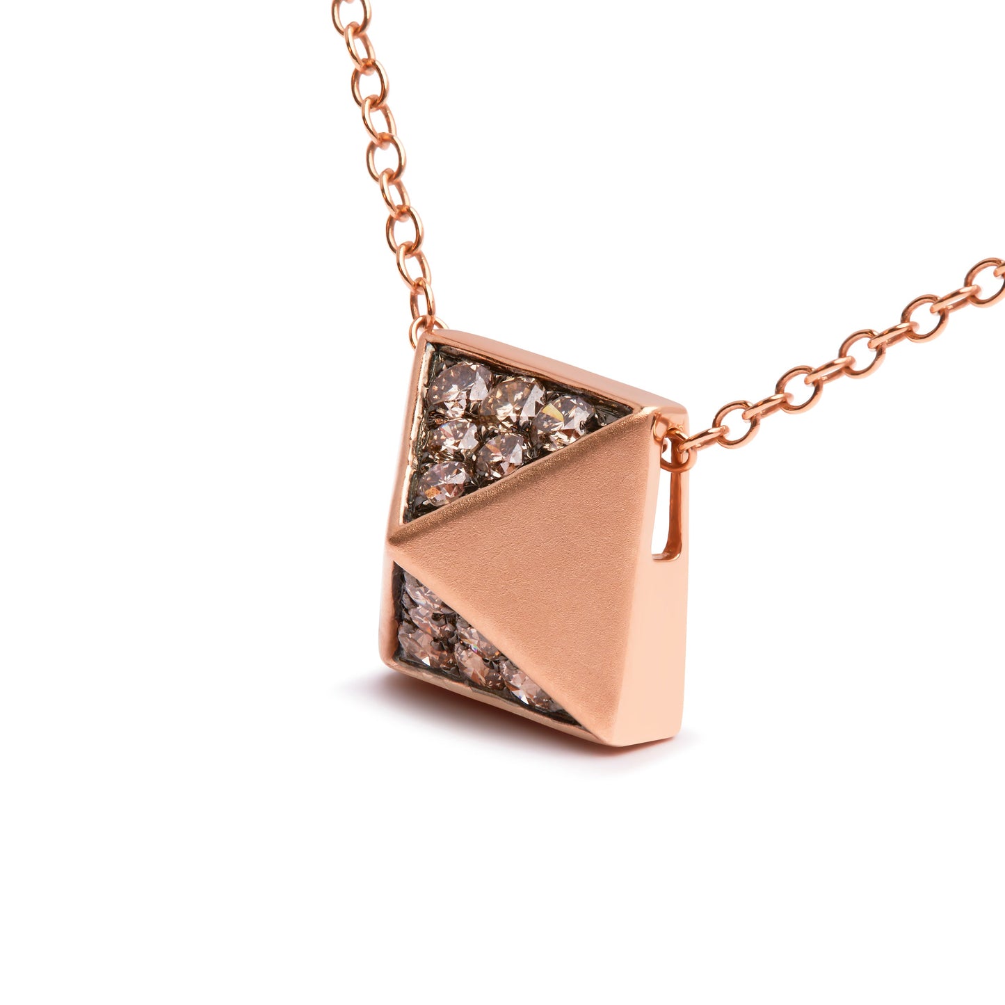 Collar con colgante piramidal con acabado mate de oro rosa de 14 quilates con diamantes marrones de 0,25 quilates (color marrón, claridad SI1-SI2) - 18 pulgadas