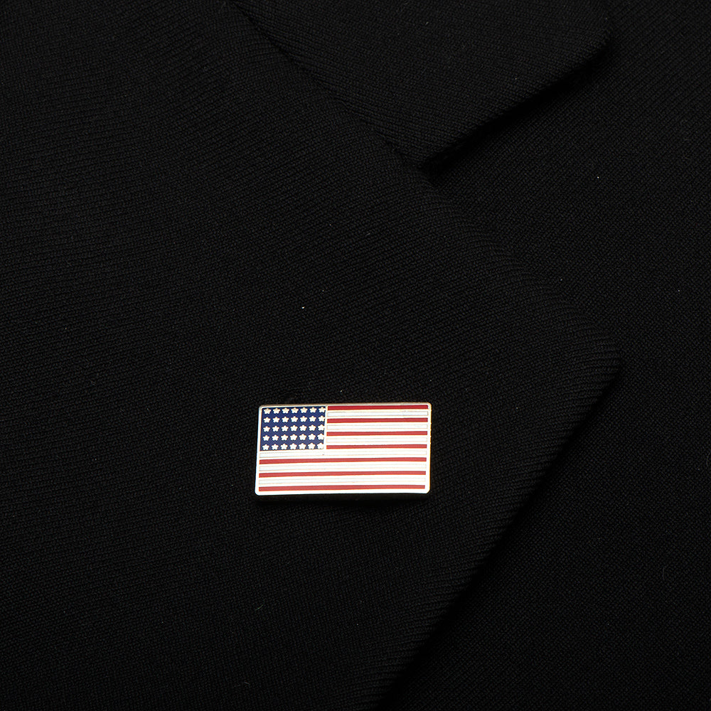 Pin de solapa con la bandera estadounidense