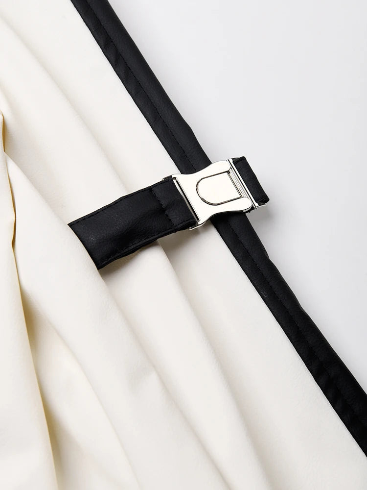 Gabardina de cuero sintético, Hudson Yards | Mujer - BYMANYC ® New York