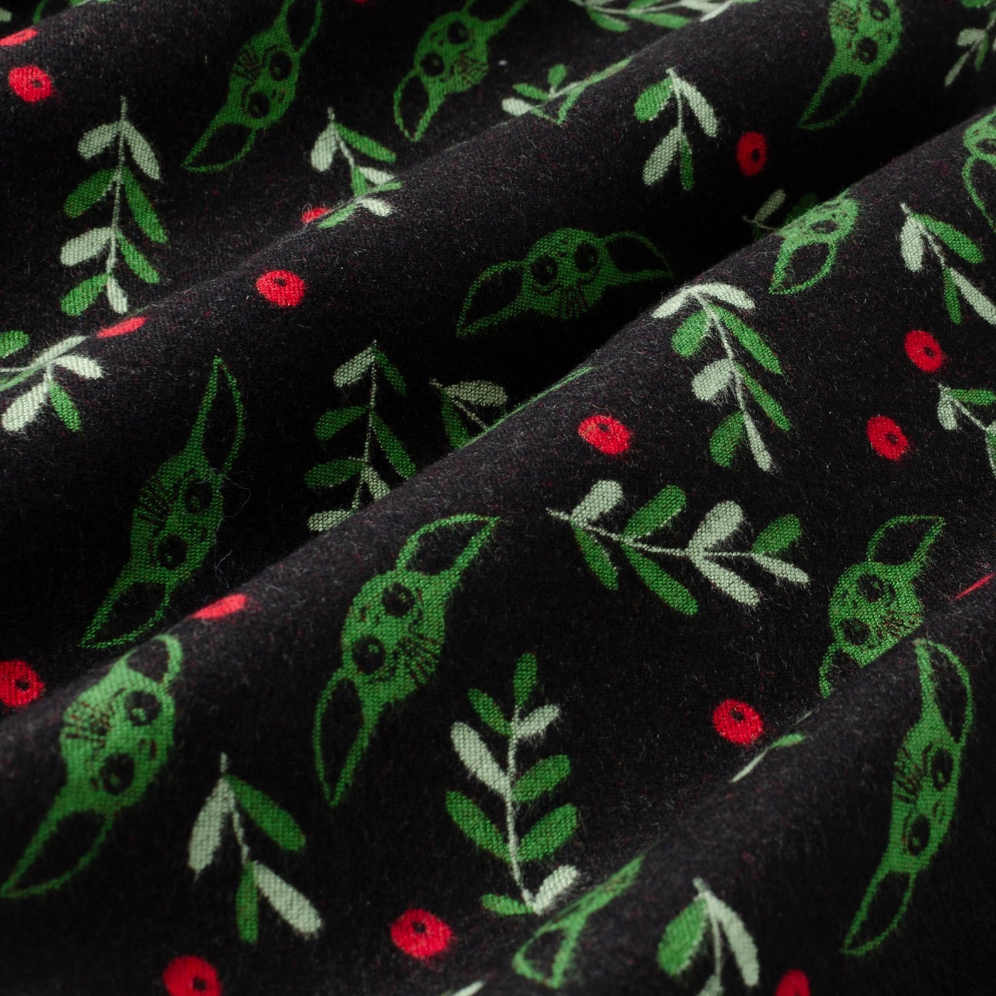 Star Wars Grogu Holiday Black and Green Scarf - My Men's Shop