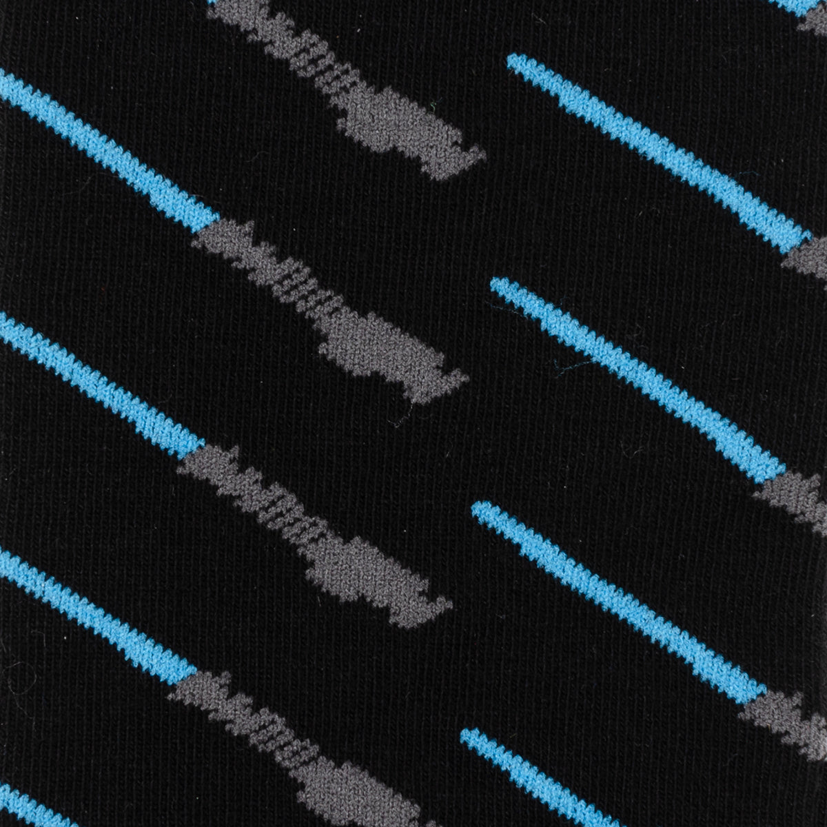 Star Wars Obi-Wan Kenobi Calcetines de Vestir Negros con Patrón de Sable de Luz Azul y Pin de Solapa con el Emblema Jedi, Juego de Regalo