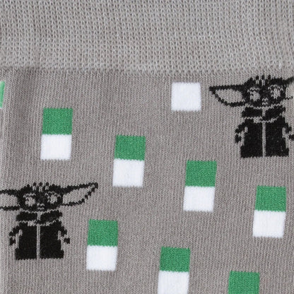 Set de regalo de calcetines y pin de solapa de Star Wars Mandalorian y Grogu gris