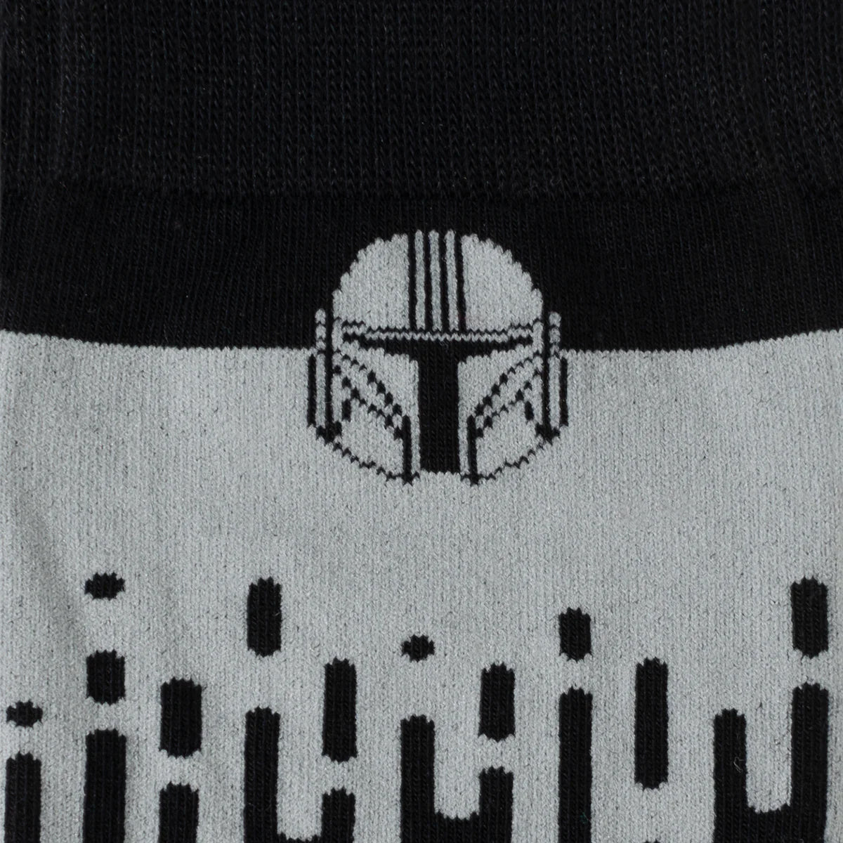 Star Wars El Mandaloriano "Este es el camino" Calcetines de vestir y set de regalo de pin de solapa