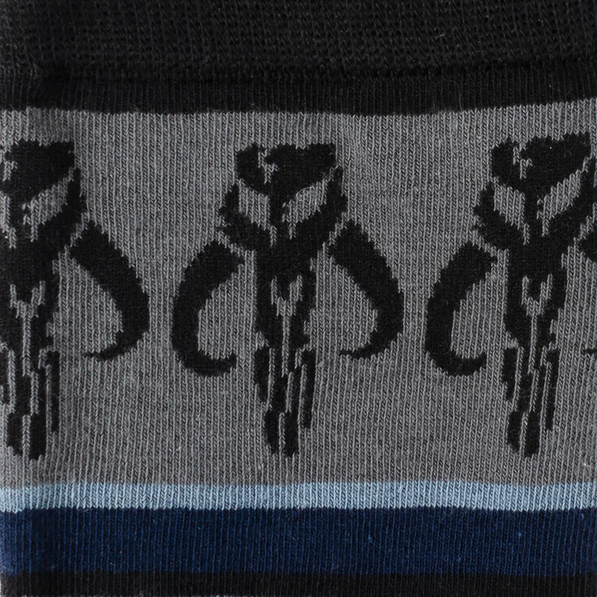 Set de regalo de calcetines a rayas y pin de solapa Mythosaur de Mandalorian de Star Wars