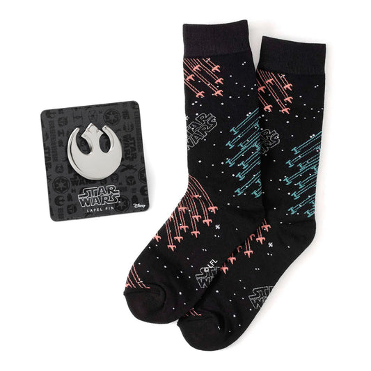 Set de regalo de calcetines de vestir y pin de solapa de Star Wars X-Wing y TIE Fighter Battle
