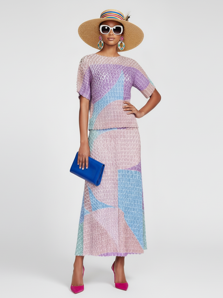 Traje de dos piezas con top en contraste de color y falda plisada para mujer, Midtown, BYMANYC Nueva York.