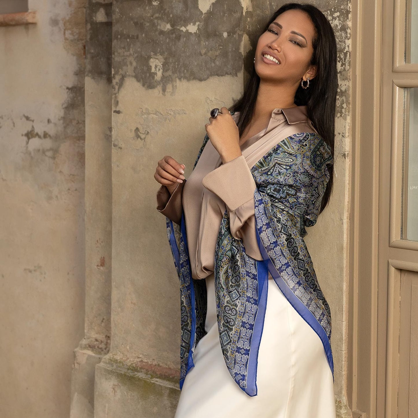 Ambra - Silk Scarf Shawl - Blueberry