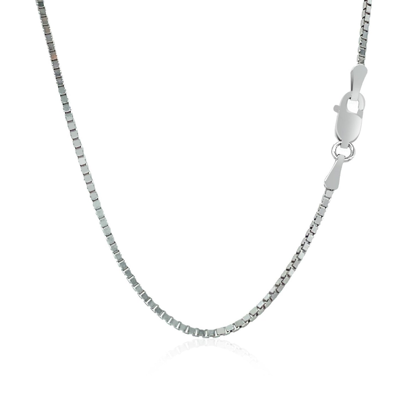 Cadena clásica tipo box de oro blanco de 14k, 1.1 mm