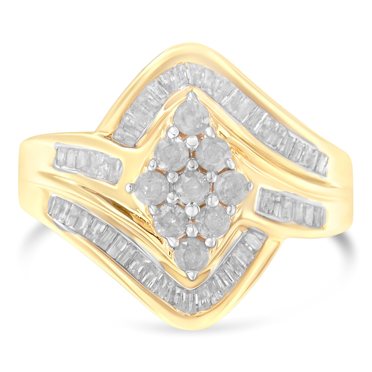 Anillo con racimo de diamantes tipo "bypass" de oro amarillo de 10 quilates (1 Cttw, color I-J, claridad I2-I3) - Talla 7