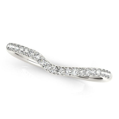 Anillo de boda curvo de oro blanco de 14k con pavé de diamantes (1/4 quilate total)