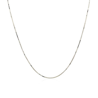 Cadena clásica de oro blanco de 14k, diseño Box, 0.6mm
